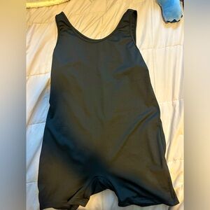 Thick strap black bodysuit, made to compress your waist